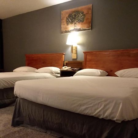 Americas Best Value Inn Laramie Exterior photo