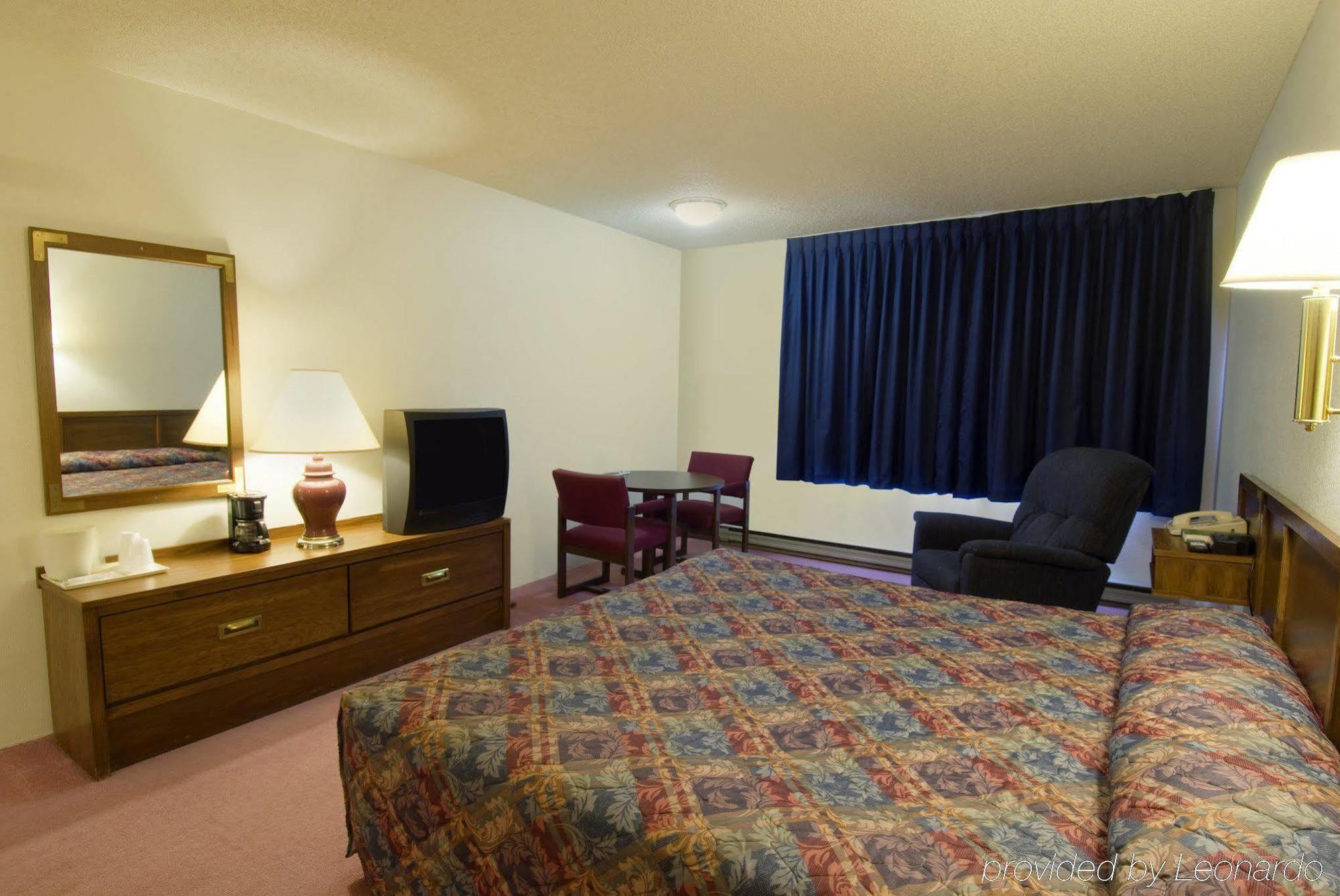 Americas Best Value Inn Laramie Room photo